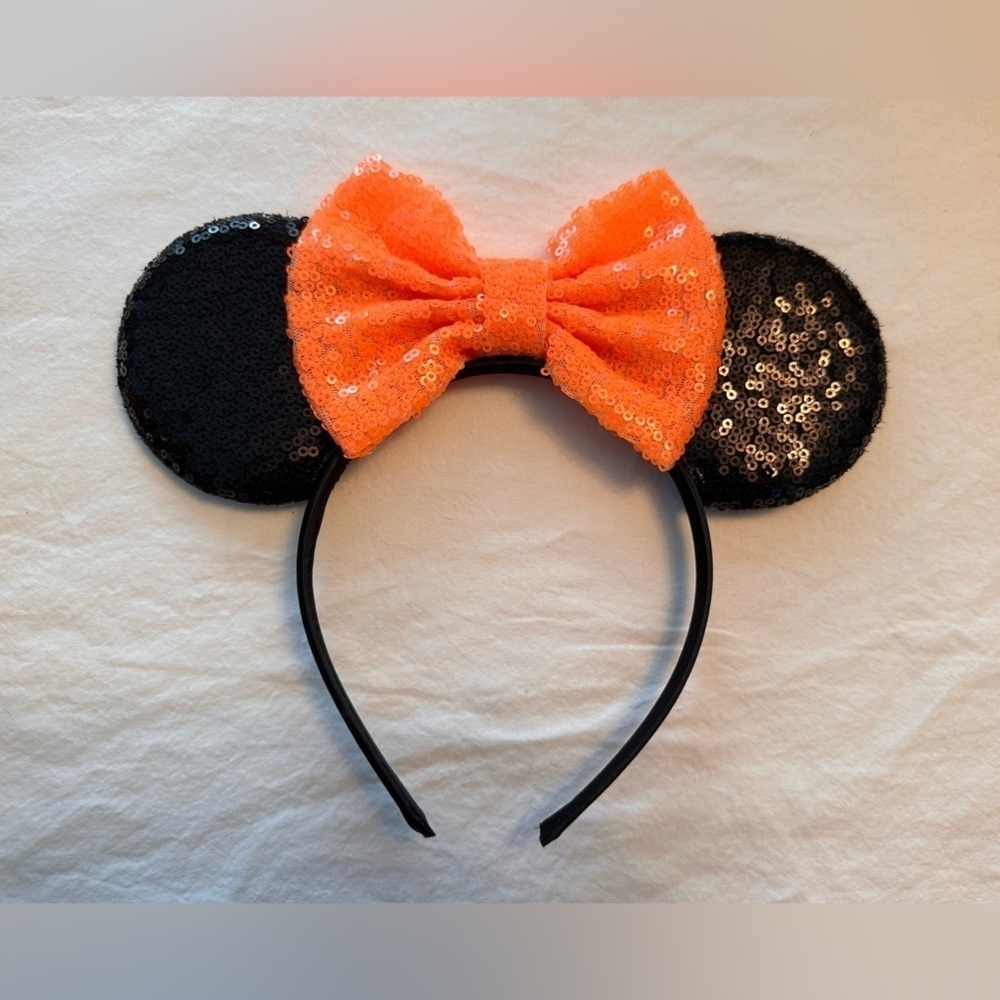 Minnie Mouse Halloween Ears w/Sequined Ears and Bow